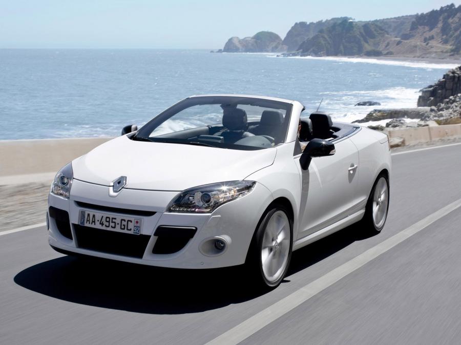  Renault Megane CC 2010 года  (фото 36 из 65)